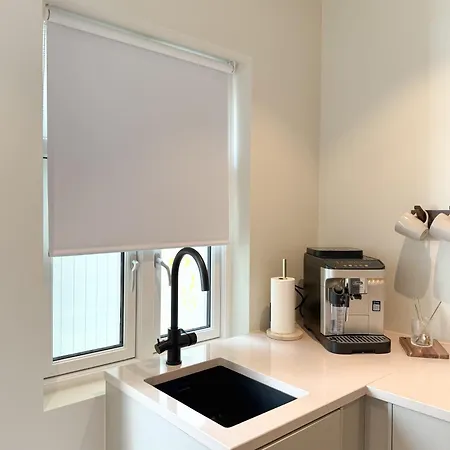 Varmt Og Hjemmekoselig Bergenshus Med 2 - I Rolig Smau I Hjertet Av Вилла *