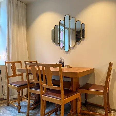 Varmt Og Hjemmekoselig Bergenshus Med 2 - I Rolig Smau I Hjertet Av Вилла Берген