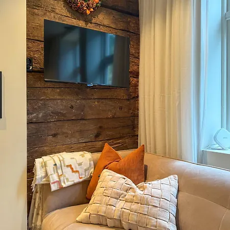 Вилла Varmt Og Hjemmekoselig Bergenshus Med 2 - I Rolig Smau I Hjertet Av