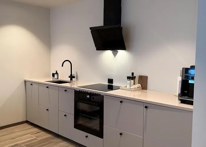 Varmt Og Hjemmekoselig Bergenshus Med 2 - I Rolig Smau I Hjertet Av