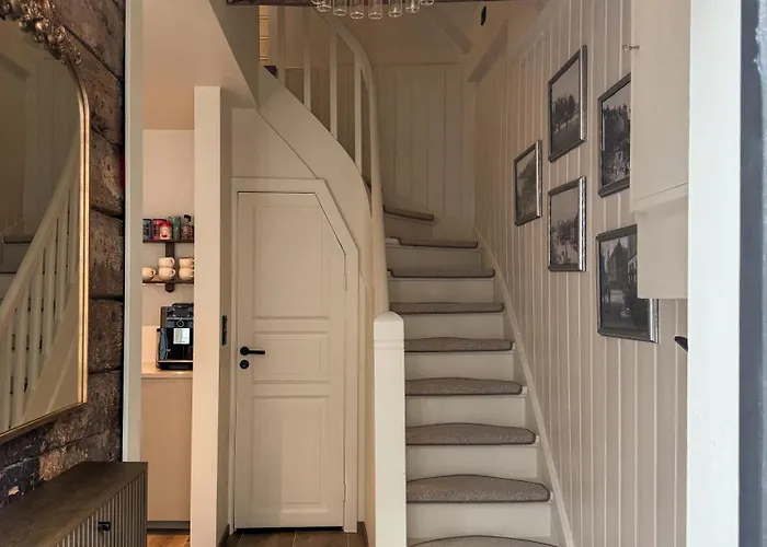 Varmt Og Hjemmekoselig Bergenshus Med 2 - I Rolig Smau I Hjertet Av Villa Bergen