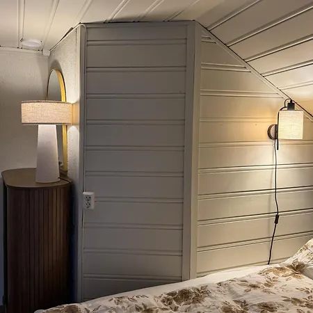 Varmt Og Hjemmekoselig Bergenshus Med 2 - I Rolig Smau I Hjertet Av * Bergen