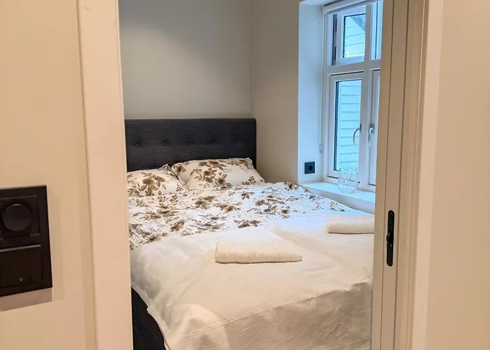 Willa Varmt Og Hjemmekoselig Bergenshus Med 2 - I Rolig Smau I Hjertet Av