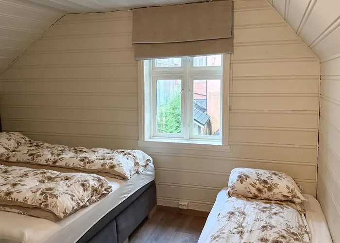 Willa Varmt Og Hjemmekoselig Bergenshus Med 2 - I Rolig Smau I Hjertet Av